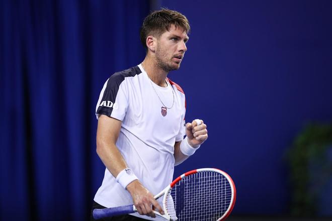 又能在赛场 又能在赛场